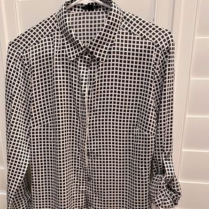 Black/White check button up blouse